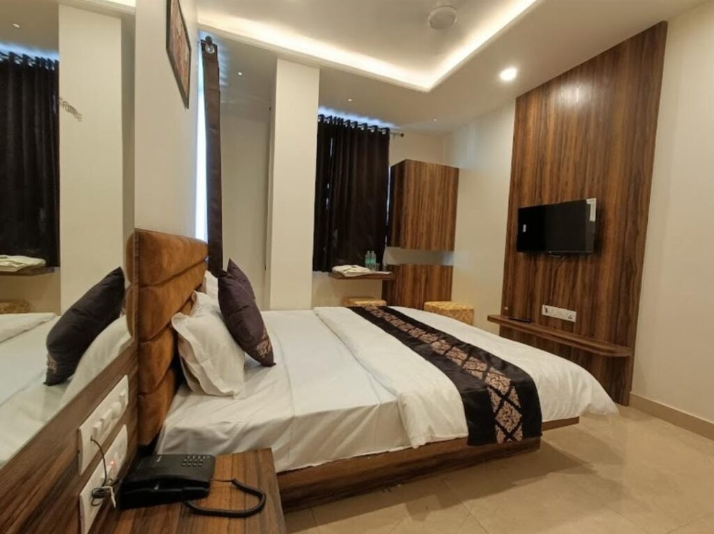 Budget Stay In Udaipur For Business Traveller